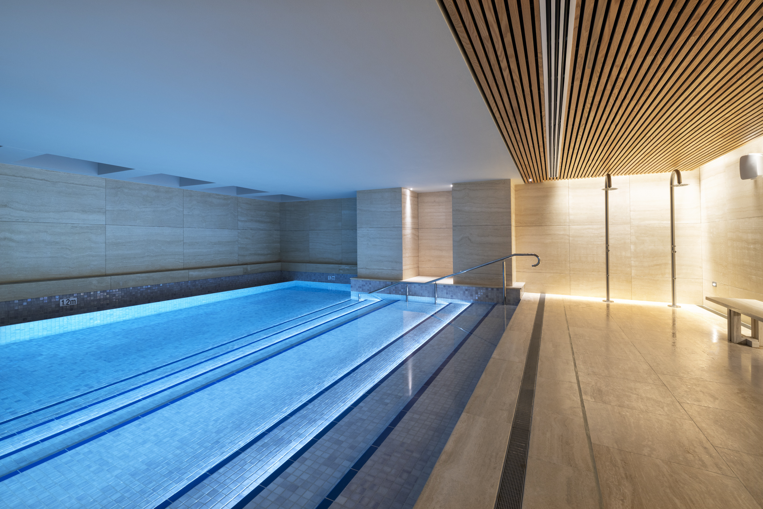 Aura by Aqualand